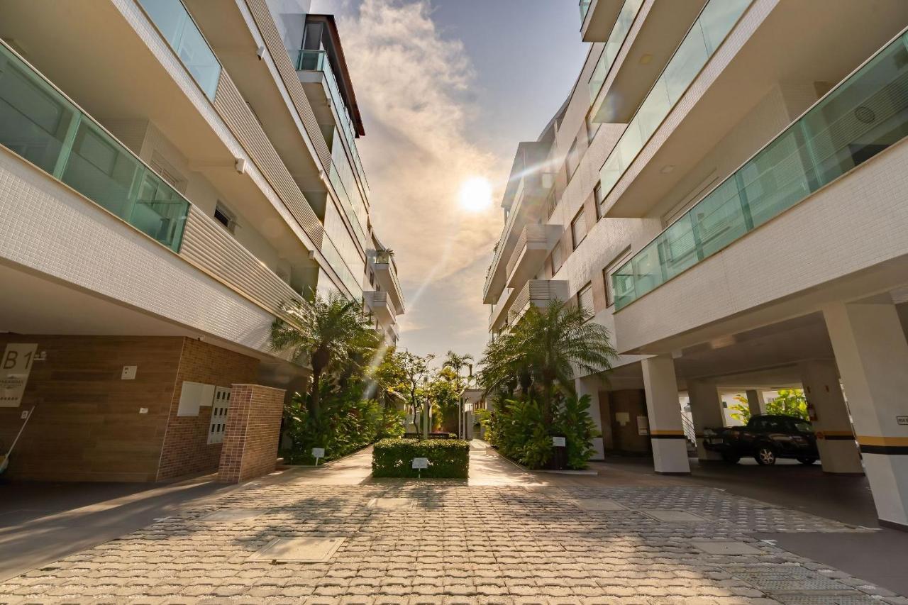 Varandas Do Atlantico: Beachfront Condo Comfort Bombinhas Exterior photo
