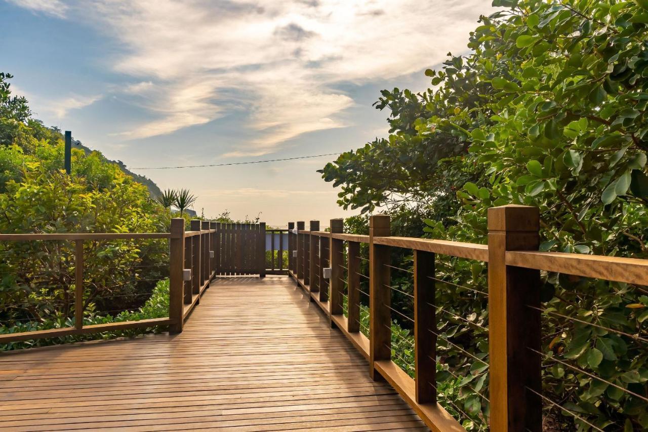 Varandas Do Atlantico: Beachfront Condo Comfort Bombinhas Exterior photo
